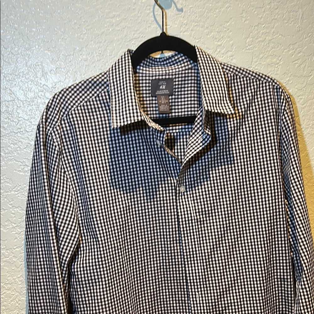 H&M Black and White Checkered Shirt